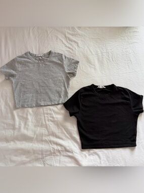 Cotton-on grey and black micro cropped tee bundle